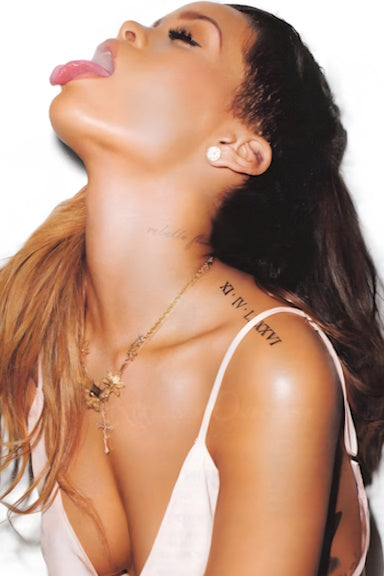 Rihanna - Glossy Borderless Photo - Pop R&B Singer - ID#0010