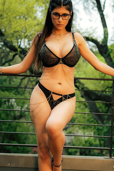 Mia Khalifa - Glossy Borderless Photo - Art Photo - ID#0019