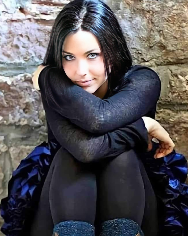 Amy Lee - Evanescence - Glossy Borderless Photo - Rock Singer - ID#0003