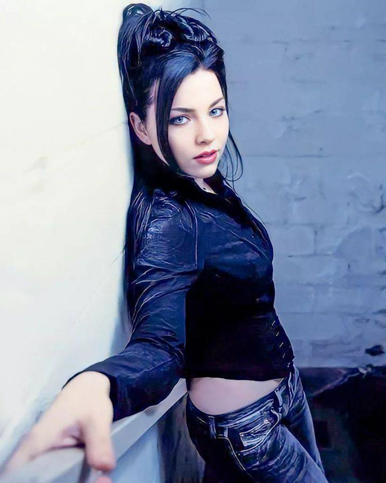Amy Lee - Evanescence - Glossy Borderless Photo - Rock Singer - ID#0004