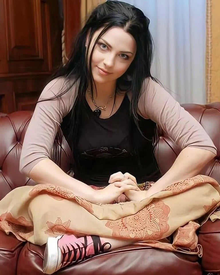 Amy Lee - Evanescence - Glossy Borderless Photo - Rock Singer - ID#0010
